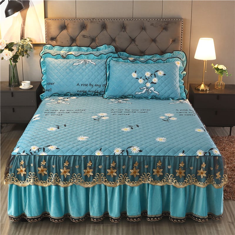 Single Piece Short Plush Bed Cover Bed